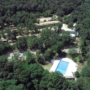  Hostal El Clar Del Bosc